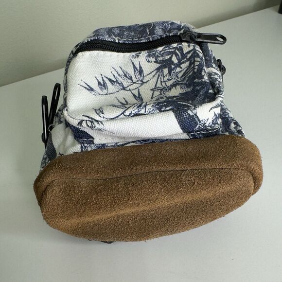 Vintage JANSPORT Mini Back Pack Coin Purse Wristlet Charm Blue Floral Leather - Picture 9 of 16